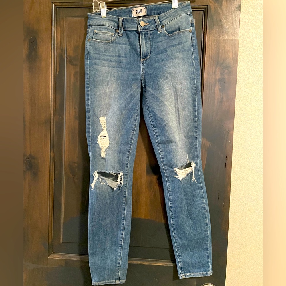 Women's Paige distressed jeans light wash size 28